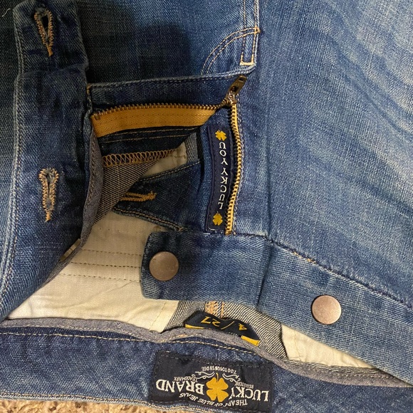 New Lucky Jeans - Picture 9 of 9